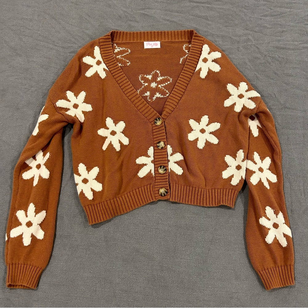 MOVING SALE Pink Lily Cropped Daisy Cardigan size xs